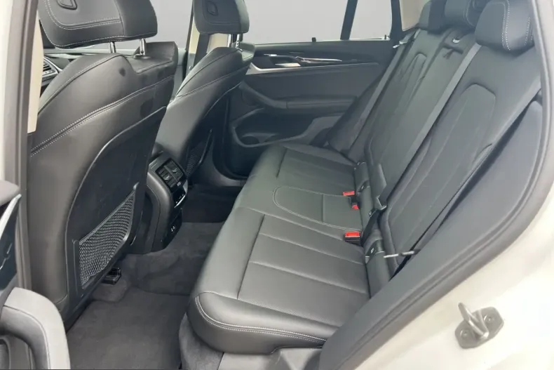 BMW X3 (Seria X) din 2022 cu 75.451 km - oferta BMW239203 - foto 10