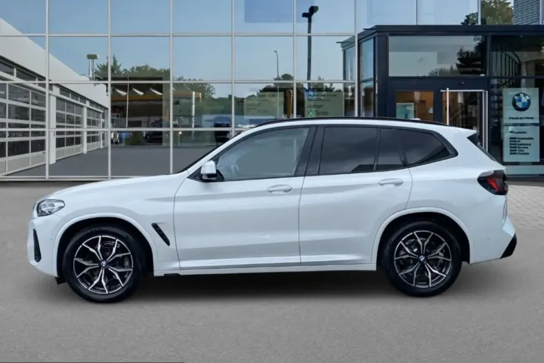 BMW X3 (Seria X) din 2024 cu 15.683 km - oferta BMW239213 - foto 3