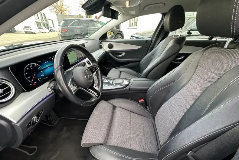 Mercedes-Benz E 220 (Clasa E) din 2022 cu 97.000 km - oferta MER239221 - foto 9
