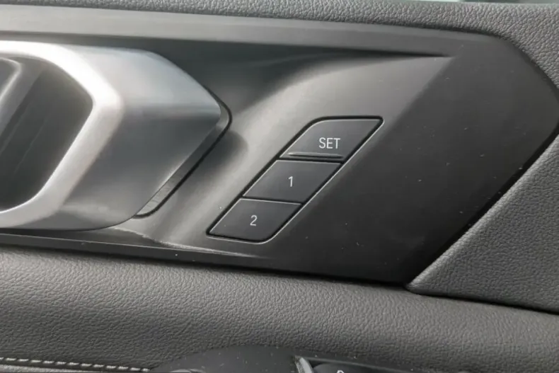 BMW X5 (Seria X) din 2022 cu 92.299 km - oferta BMW239223 - foto 11