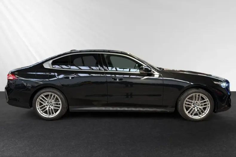 BMW 520 (Seria 5) din 2024 cu 13.990 km - oferta BMW239227 - foto 2