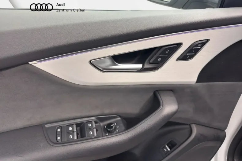 Audi Q8 din 2024 cu 75.933 km - oferta AUD239236 - foto 8