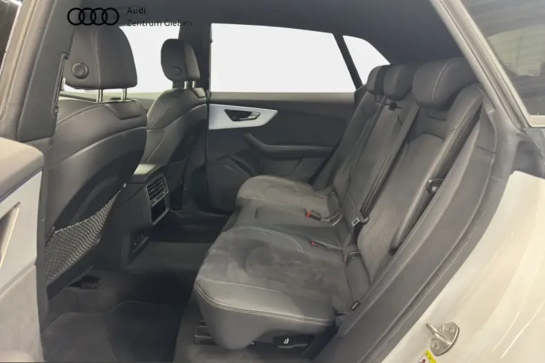 Audi Q8 din 2024 cu 75.933 km - oferta AUD239236 - foto 10