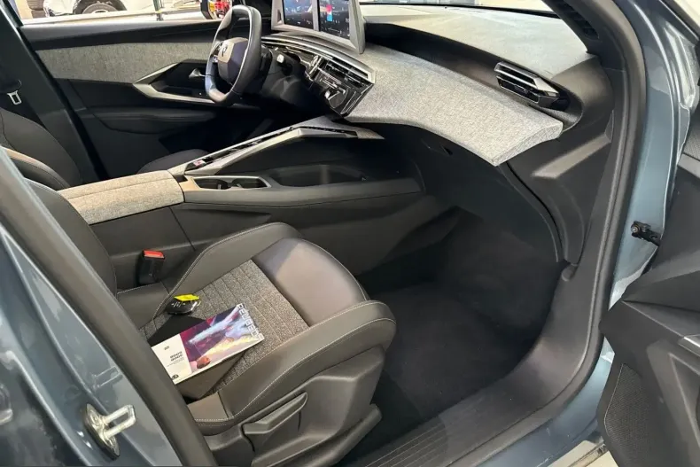 Peugeot 5008 din 2025 cu 19.441 km - oferta PEU239257 - foto 30