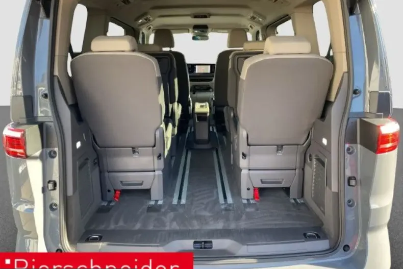 Volkswagen T7 Multivan din 2023 cu 55.413 km - oferta VOL239267 - foto 19