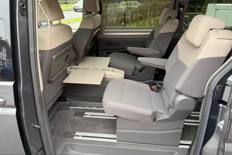 Volkswagen T7 Multivan din 2022 cu 84.000 km - oferta VOL239269 - foto 19