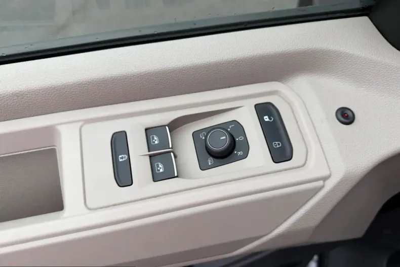 Volkswagen T7 Multivan din 2022 cu 84.000 km - oferta VOL239269 - foto 41