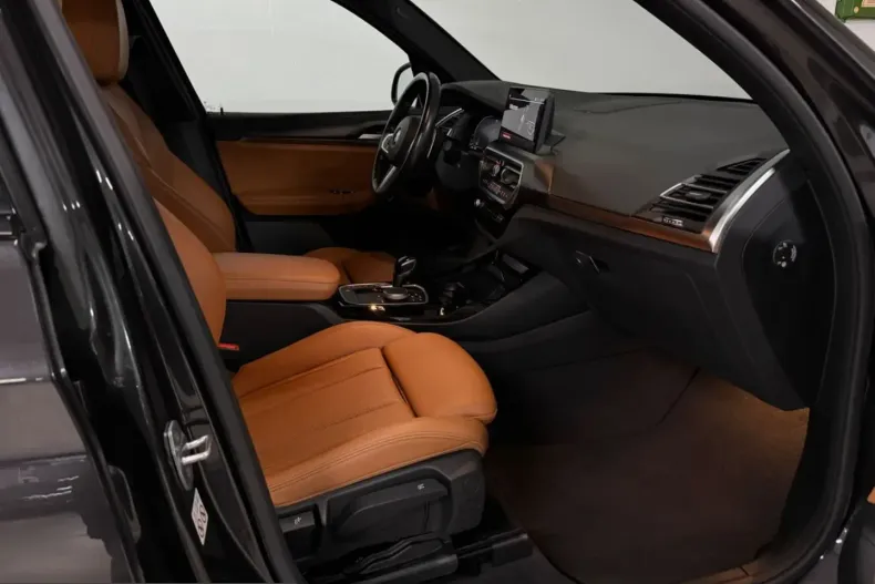 BMW X3 (Seria X) din 2022 cu 93.100 km - oferta BMW239273 - foto 9