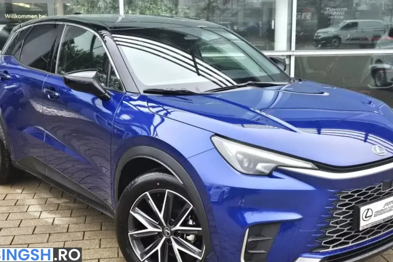 Lexus LBX din 2025 cu 3.500 km - oferta LEX239281 - foto 3