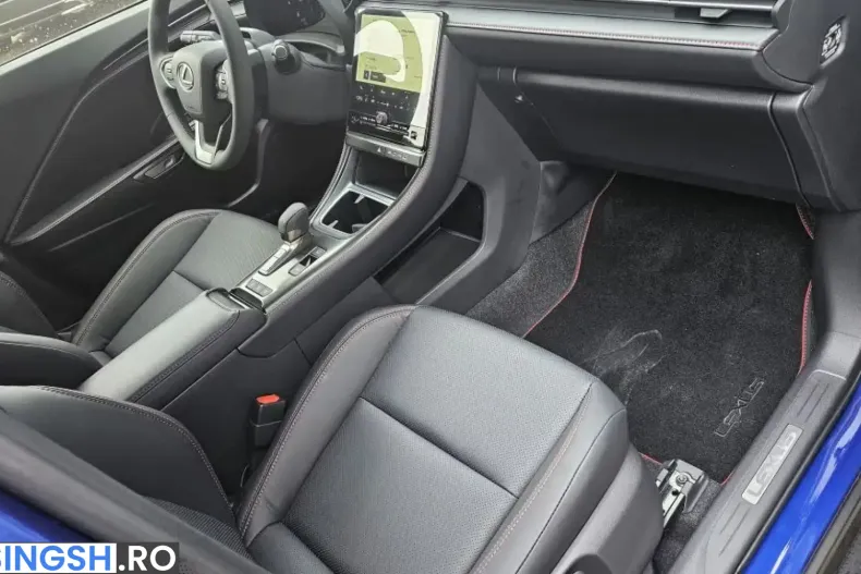 Lexus LBX din 2025 cu 3.500 km - oferta LEX239281 - foto 7