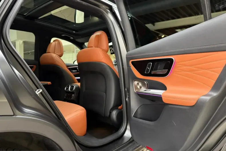 Mercedes-Benz GLC 220 (Clasa GLC) din 2024 cu 47.000 km - oferta MER239288 - foto 22