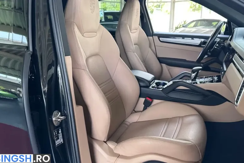 Porsche Cayenne din 2023 cu 29.981 km - oferta POR239290 - foto 18