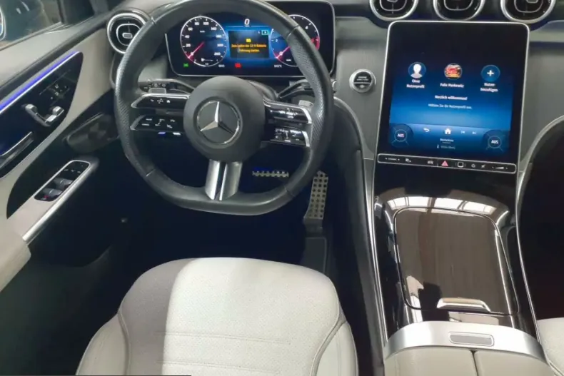 Mercedes-Benz GLC 300 (Clasa GLC) din 2023 cu 64.710 km - oferta MER239294 - foto 3