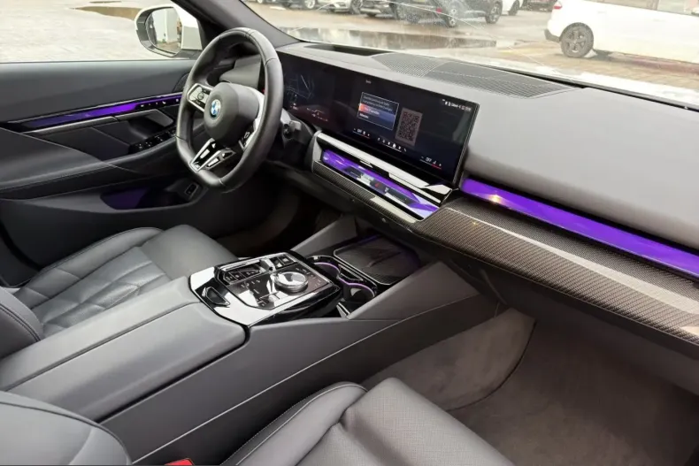 BMW 520 (Seria 5) din 2025 cu 25.668 km - oferta BMW239300 - foto 11