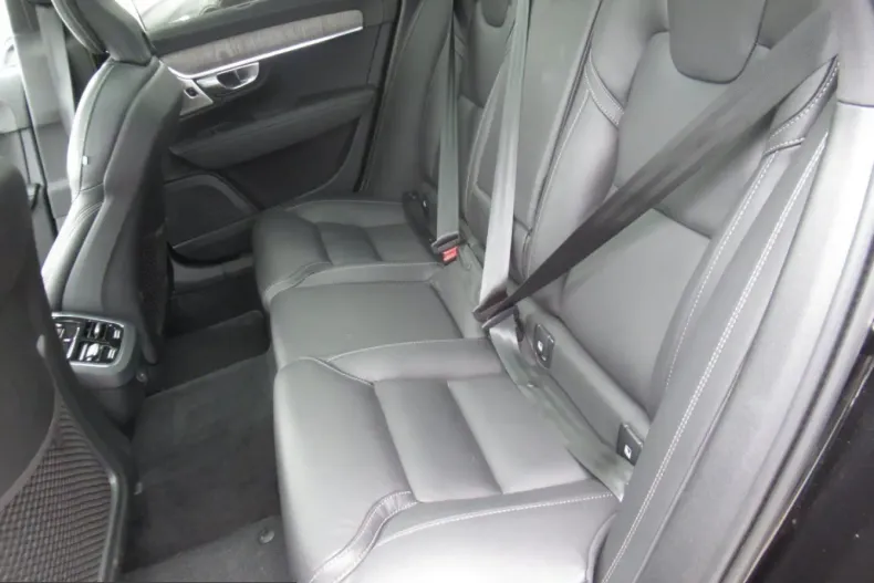 Volvo V90 Cross Country din 2023 cu 47.963 km - oferta VOL239312 - foto 8