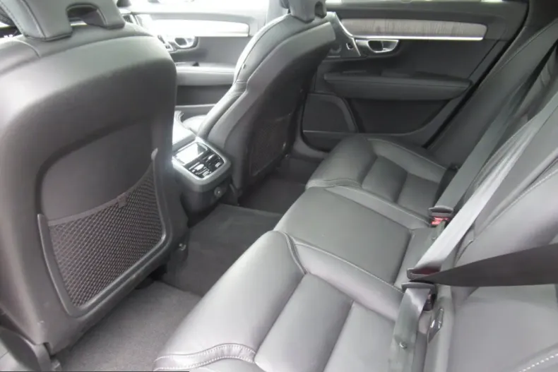 Volvo V90 Cross Country din 2023 cu 47.963 km - oferta VOL239312 - foto 9