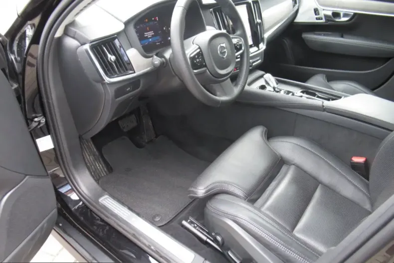 Volvo V90 Cross Country din 2023 cu 47.963 km - oferta VOL239312 - foto 16