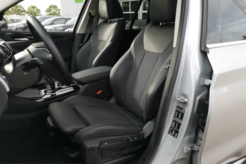 BMW X3 (Seria X) din 2021 cu 81.128 km - oferta BMW239317 - foto 9