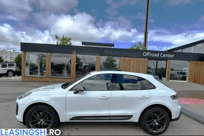 Porsche Macan din 2023 cu 29.616 km - oferta POR239318 - foto 2