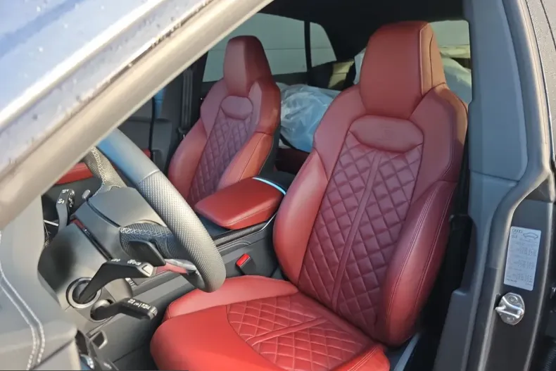 Audi SQ8 din 2023 cu 11.824 km - oferta AUD239320 - foto 8
