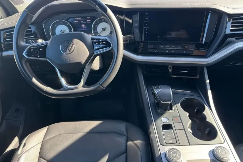 Volkswagen Touareg din 2021 cu 49.900 km - oferta VOL239332 - foto 10