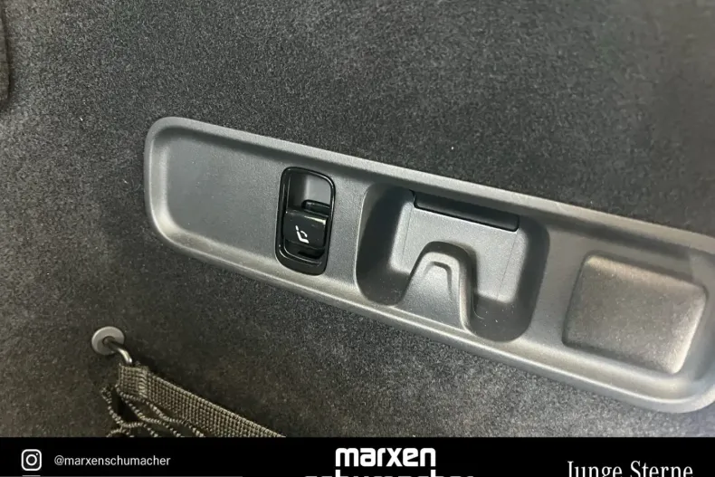 Mercedes-Benz AMG GT (Clasa GT) din 2024 cu 3.930 km - oferta MER239349 - foto 23