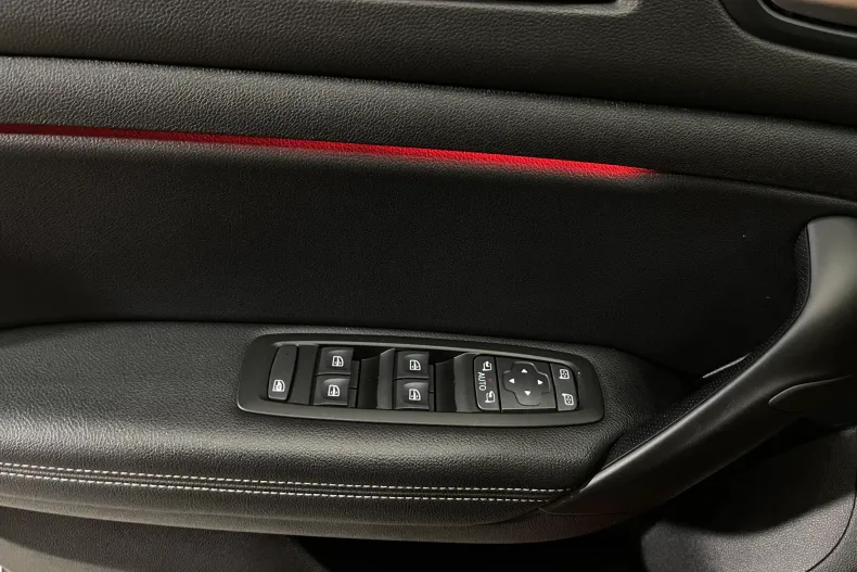 Renault Megane din 2022 cu 61.250 km - oferta REN239368 - foto 20