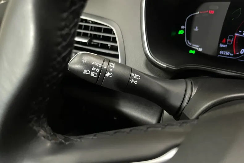 Renault Megane din 2022 cu 61.250 km - oferta REN239368 - foto 22