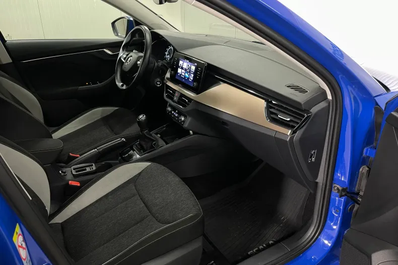 Skoda Scala din 2023 cu 42.183 km - oferta SKO239369 - foto 9