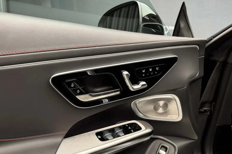 Mercedes-Benz CLE 53 AMG (Clasa CLE) din 2025 cu 32.000 km - oferta MER239373 - foto 11