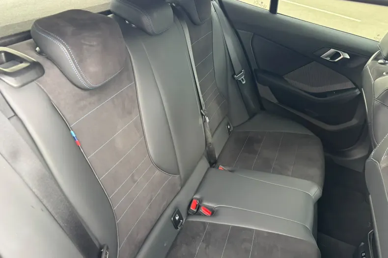 BMW 120i (Seria 1) din 2024 cu 34.400 km - oferta BMW239374 - foto 14