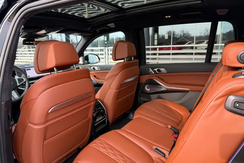 BMW X7 (Seria X) din 2026 cu 4.110 km - oferta BMW239377 - foto 7