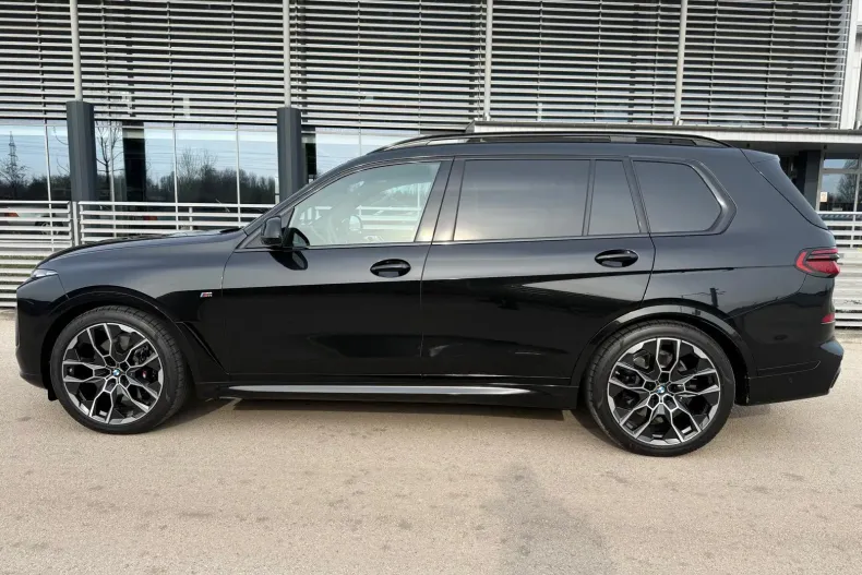 BMW X7 (Seria X) din 2026 cu 4.110 km - oferta BMW239377 - foto 12