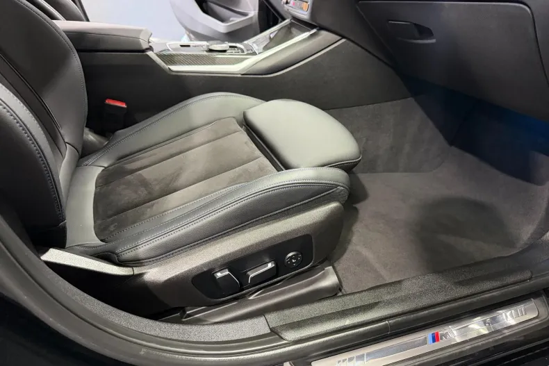 BMW 330e (Seria 3) din 2024 cu 114.800 km - oferta BMW239379 - foto 35