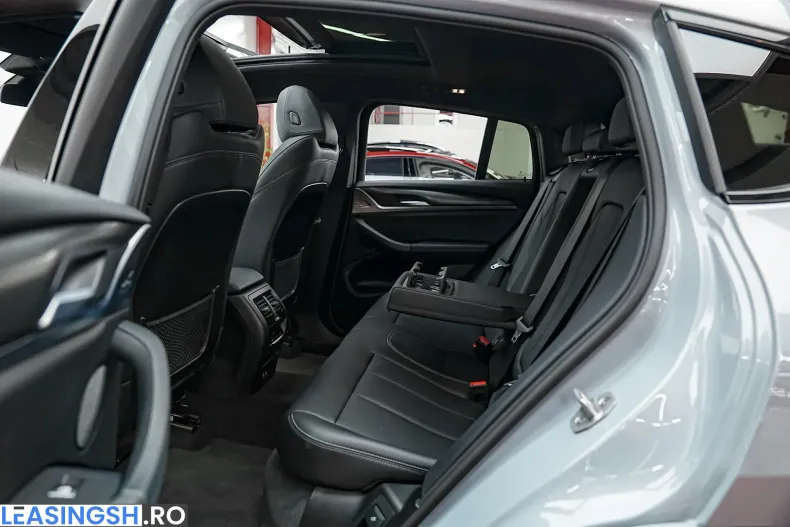BMW X4 (Seria X) din 2023 cu 52.000 km - oferta BMW239381 - foto 6