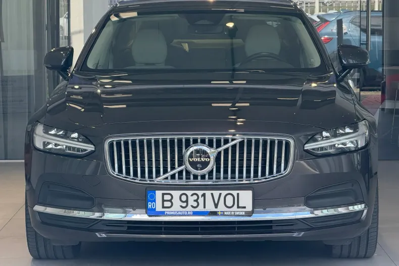 Volvo S90 din 2023 cu 11.000 km - oferta VOL239382 - foto 2