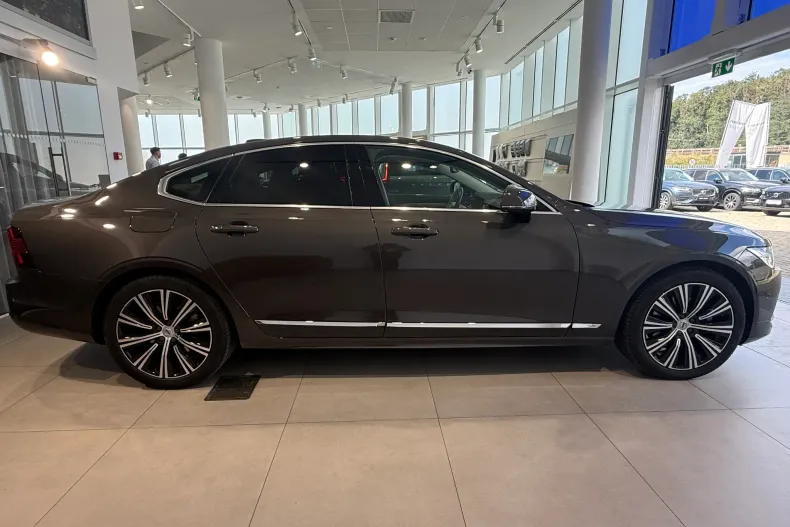 Volvo S90 din 2023 cu 11.000 km - oferta VOL239382 - foto 5