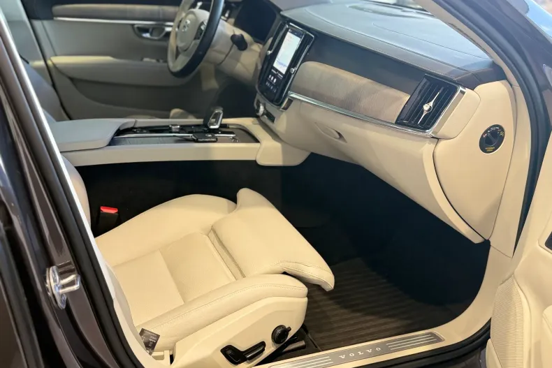 Volvo S90 din 2023 cu 11.000 km - oferta VOL239382 - foto 13