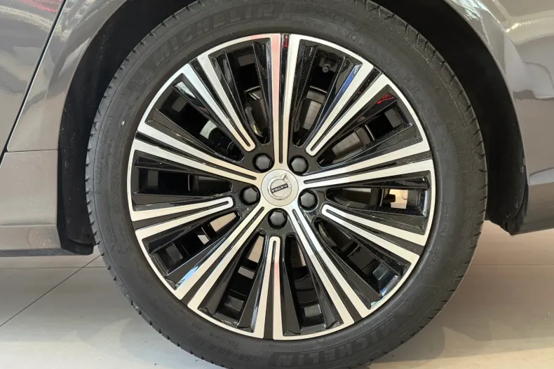 Volvo S90 din 2023 cu 11.000 km - oferta VOL239382 - foto 29