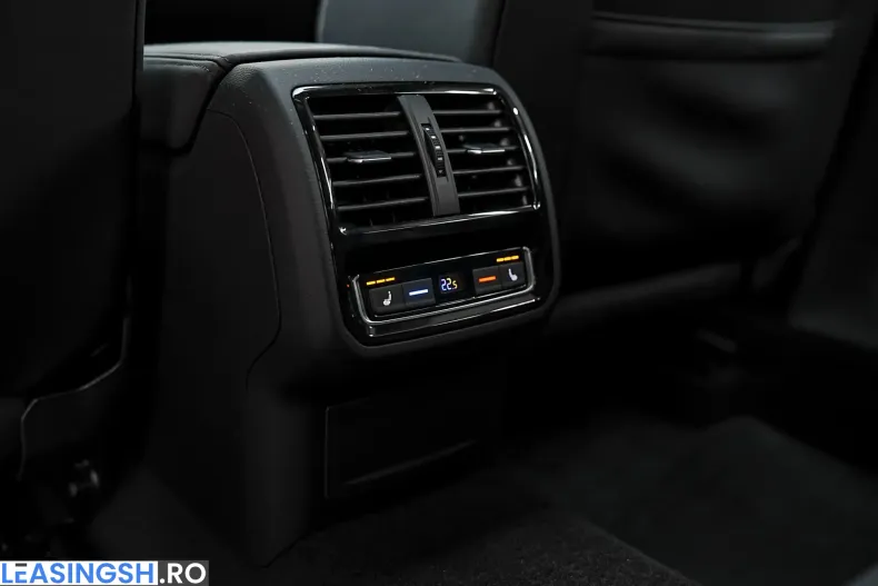 Volkswagen Arteon din 2021 cu 96.000 km - oferta VOL239383 - foto 37