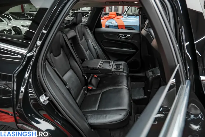 Volvo XC60 din 2021 cu 101.000 km - oferta VOL239386 - foto 12