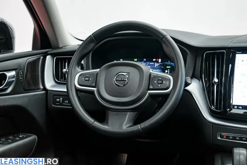 Volvo XC60 din 2021 cu 101.000 km - oferta VOL239386 - foto 20