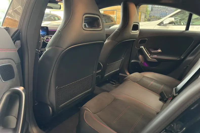 Mercedes-Benz CLA 220 (Clasa CLA) din 2024 cu 53.152 km - oferta MER239395 - foto 10