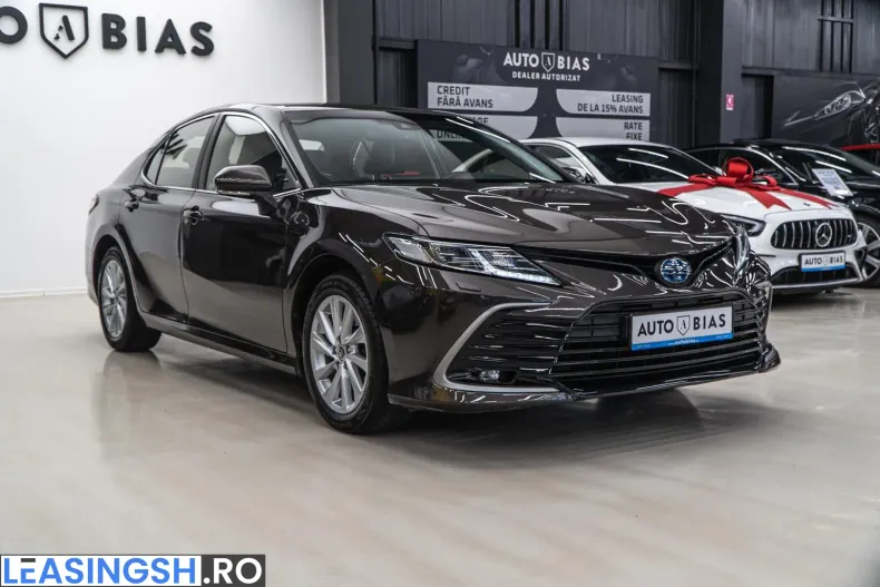 Toyota Camry din 2022 cu 115.000 km - oferta TOY239405 - foto 3