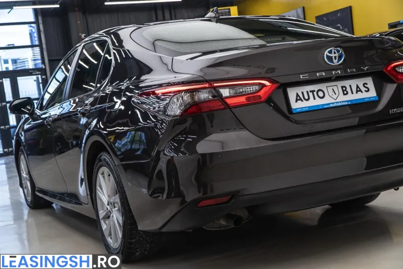Toyota Camry din 2022 cu 115.000 km - oferta TOY239405 - foto 31