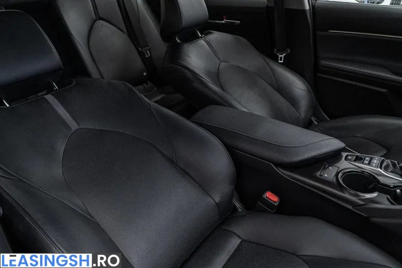 Toyota Camry din 2022 cu 115.000 km - oferta TOY239405 - foto 39
