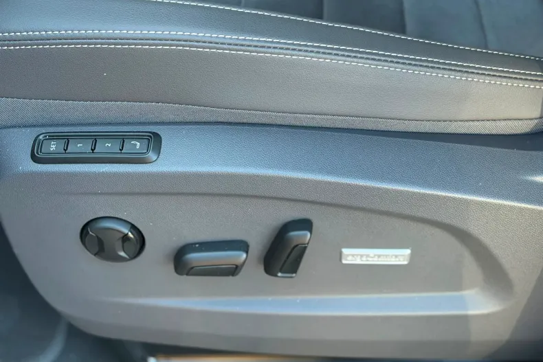 Volkswagen Multivan din 2026 cu 859 km - oferta VOL239418 - foto 10