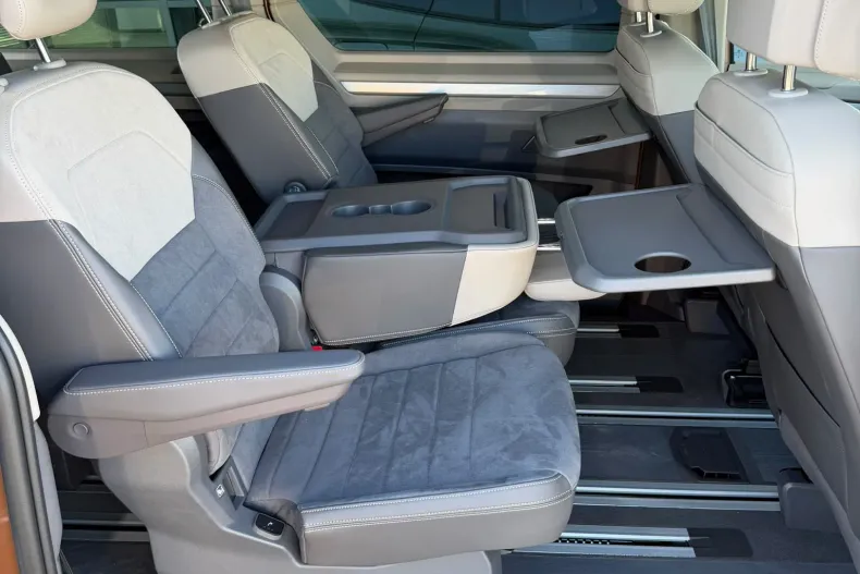 Volkswagen Multivan din 2026 cu 859 km - oferta VOL239418 - foto 31