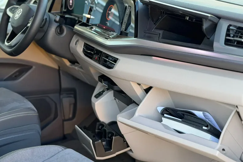 Volkswagen Multivan din 2026 cu 859 km - oferta VOL239418 - foto 32