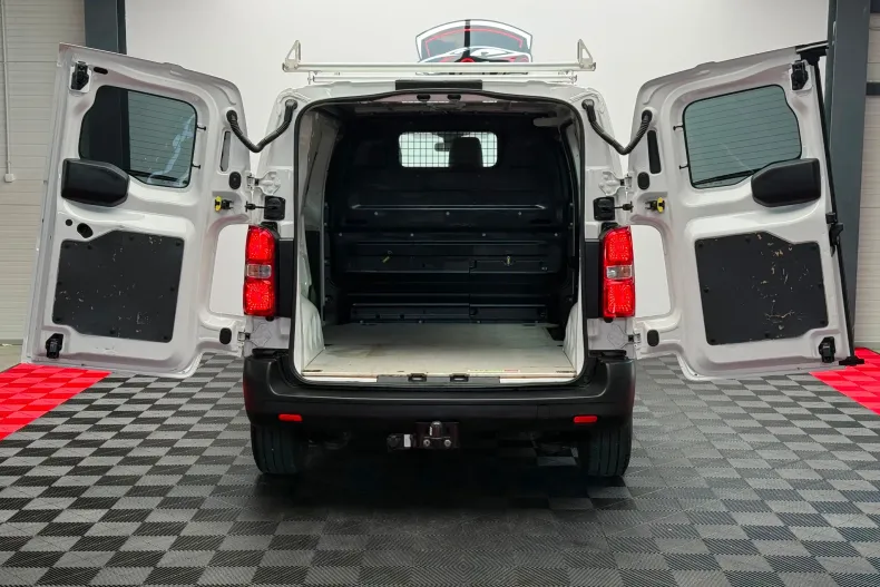 Opel Vivaro din 2022 cu 80.473 km - oferta OPE239422 - foto 30